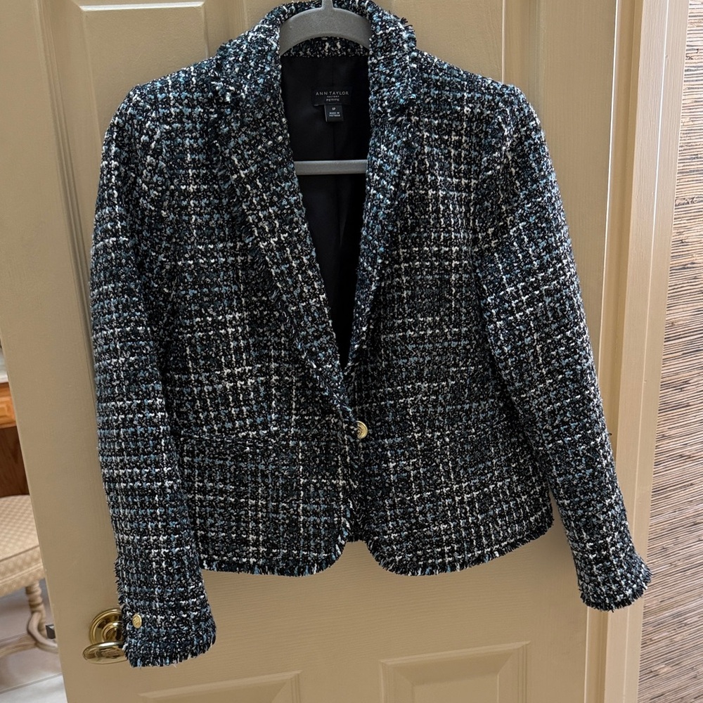 Women's Black/blue/white Tweed Jacket